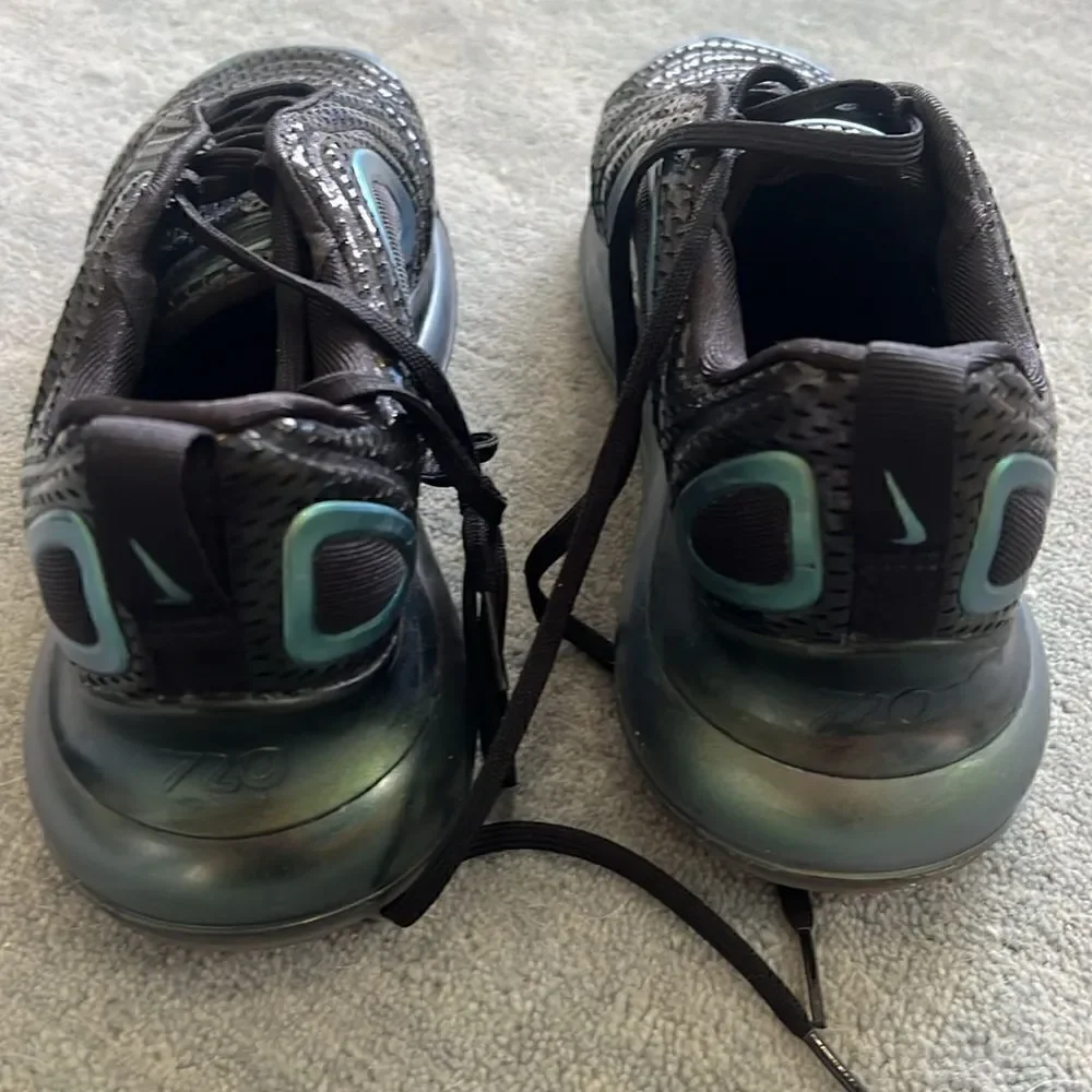 Nike Air Max 720 Throwback Future Iridescent - Size 8 Sneaker - No Box
